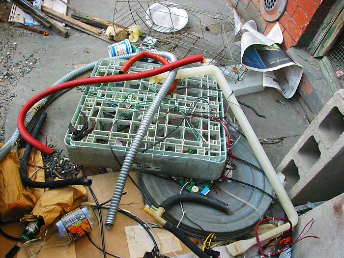 fredhatt-04-trash Trash, 2004, photo by Fred Hatt