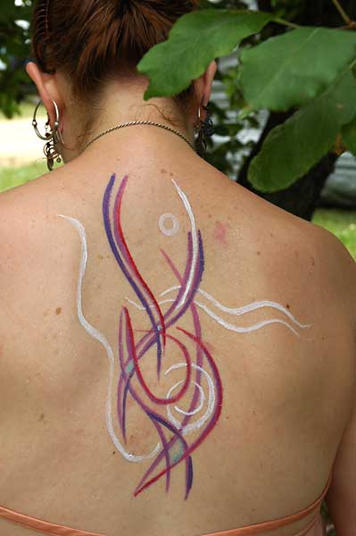 fredhatt-arcs Arcs, 2005, bodypaint and photo by Fred Hatt