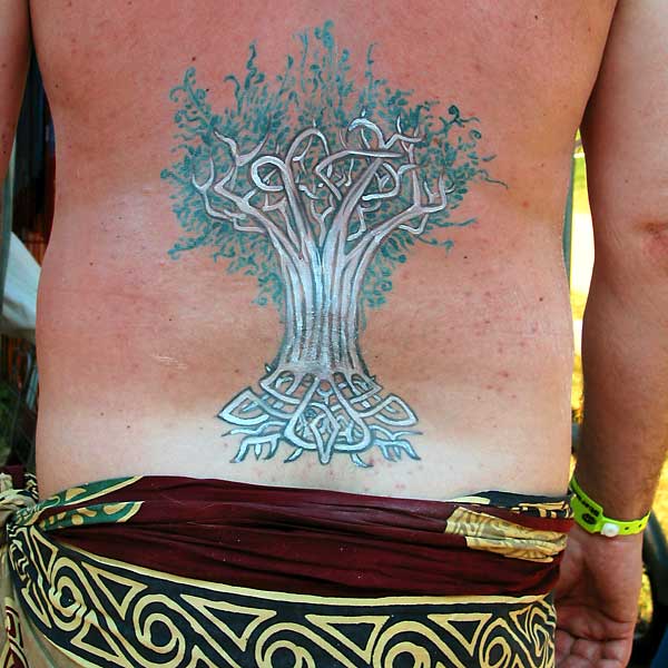 fredhatt-world-tree Yggdrasil, 2002, bodypaint and photo by Fred Hatt
