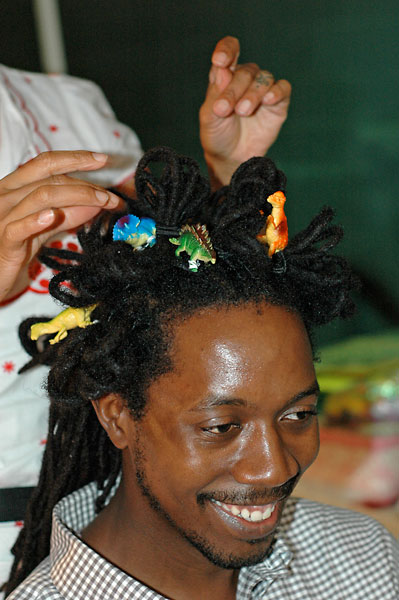 Applying dinosaurs, 2009, photo by Alex Kahan