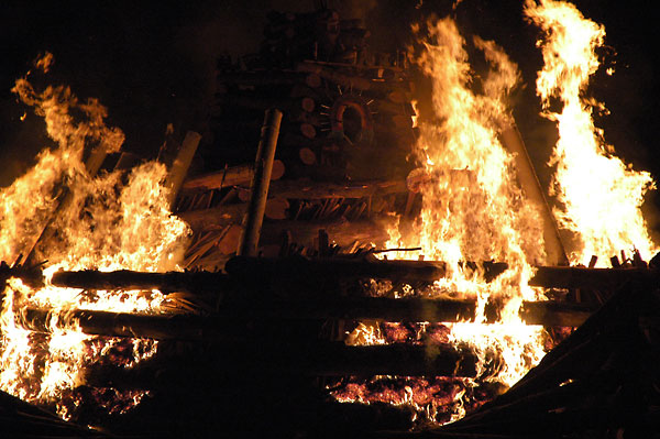 fredhatt-2004-growing-fire